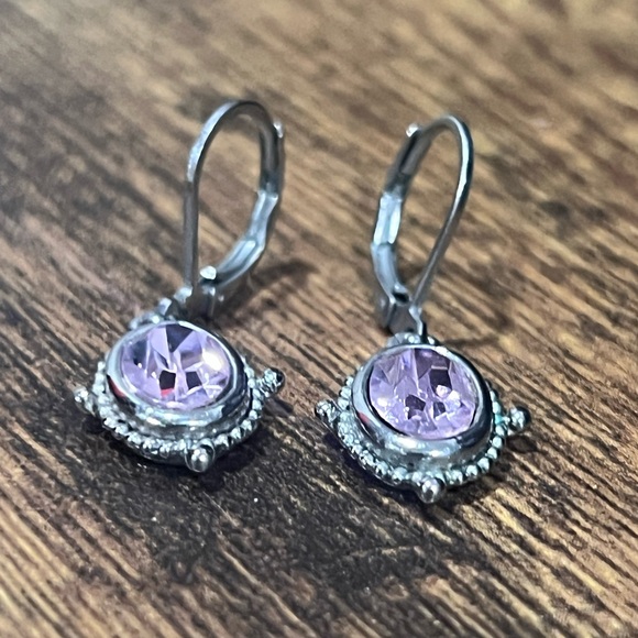 Vintage Cookie Lee Silver-Tone & Pink Crystal French Wire Earrings - Picture 8 of 9